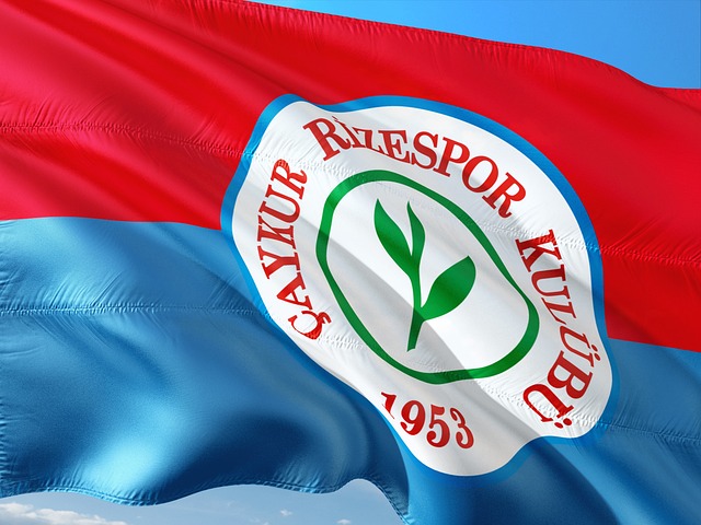 现代足球已 现代足球已