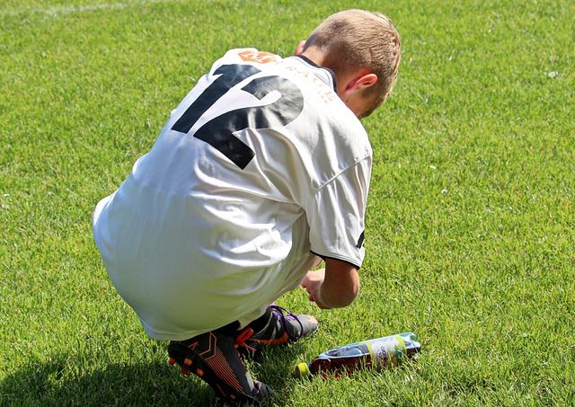 反上表现非 反上表现非